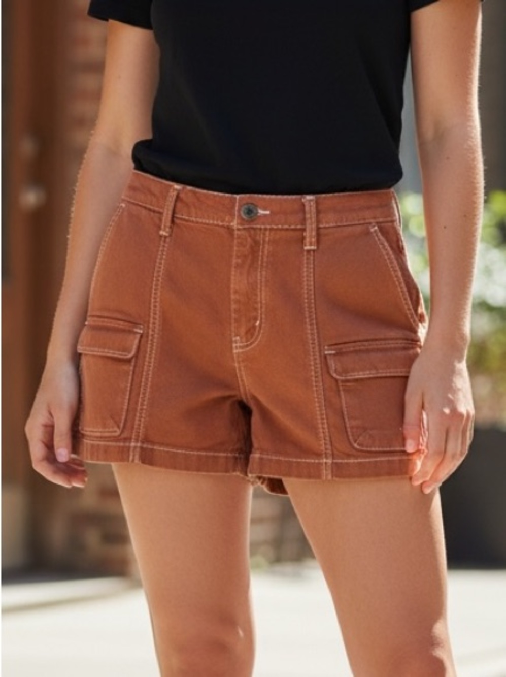 Women’s Pocket Utility Shorts in Rust